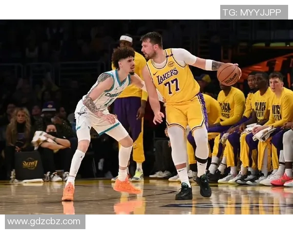 湖人轻取鹈鹕！东契奇2412引三巨头轰75分：抱怨吃T拒绝爆冷