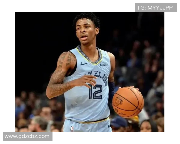 灰熊主帅:莫兰特今天参加了完整训练,他很有可能出战伦敦赛 灰熊主帅:莫兰特今天参加了完整训练,他很有可能出战伦敦赛