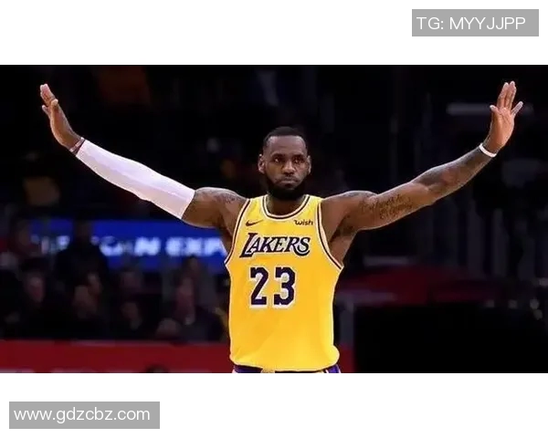 詹姆斯砍24分生涯总分破51000,艾顿十投全中,东契奇25分,湖人胜猛龙 詹姆斯砍24分生涯总分破51000,艾顿十投全中,东契奇25分,湖人胜猛龙